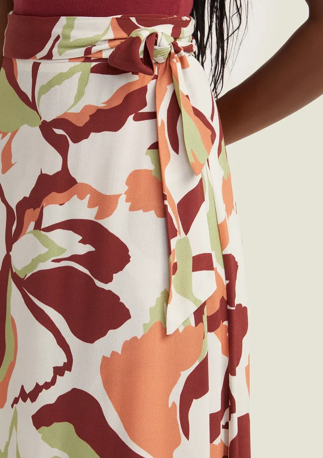 231092200 1023 040 saia transpassada floral abstrato