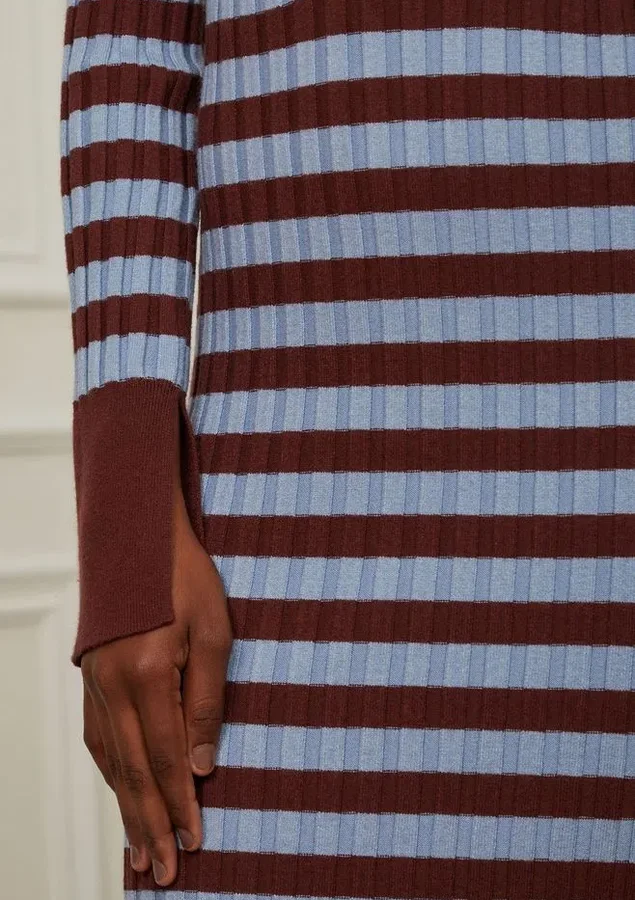 07204942 0015 4 vestido de tricot listrada