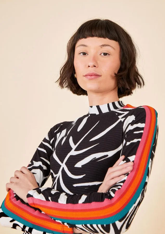 311328 22431 3 vestido curto franzido estampado tropicos