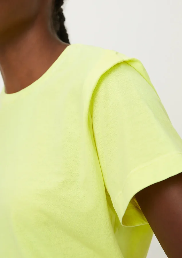 232401026 0204 040 t shirt detalhe ombro