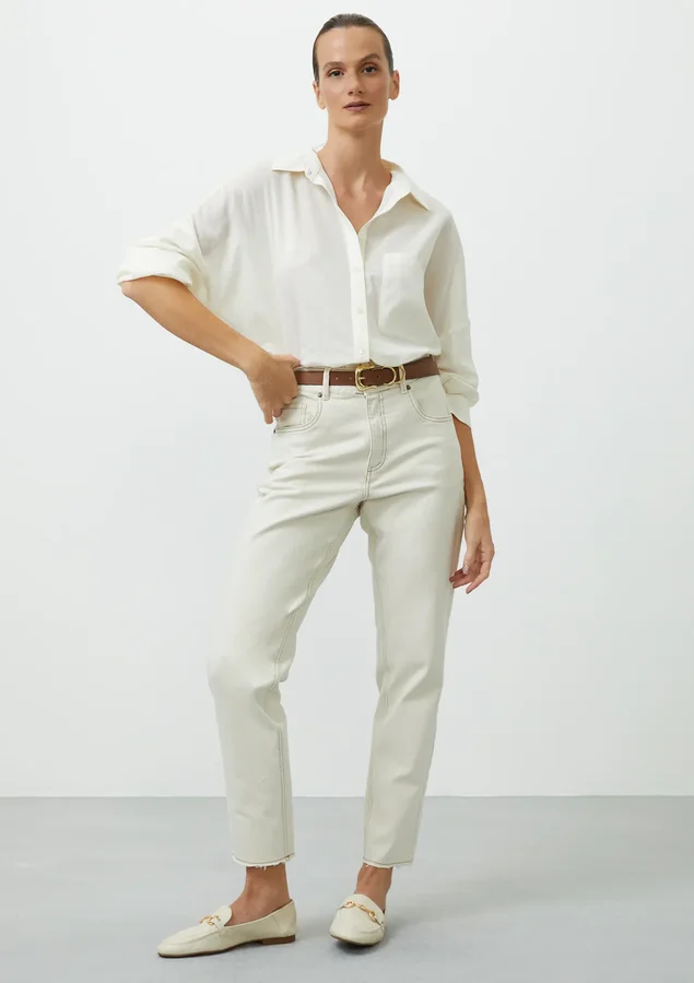 241371000 0060 030 calca sarja natural mom