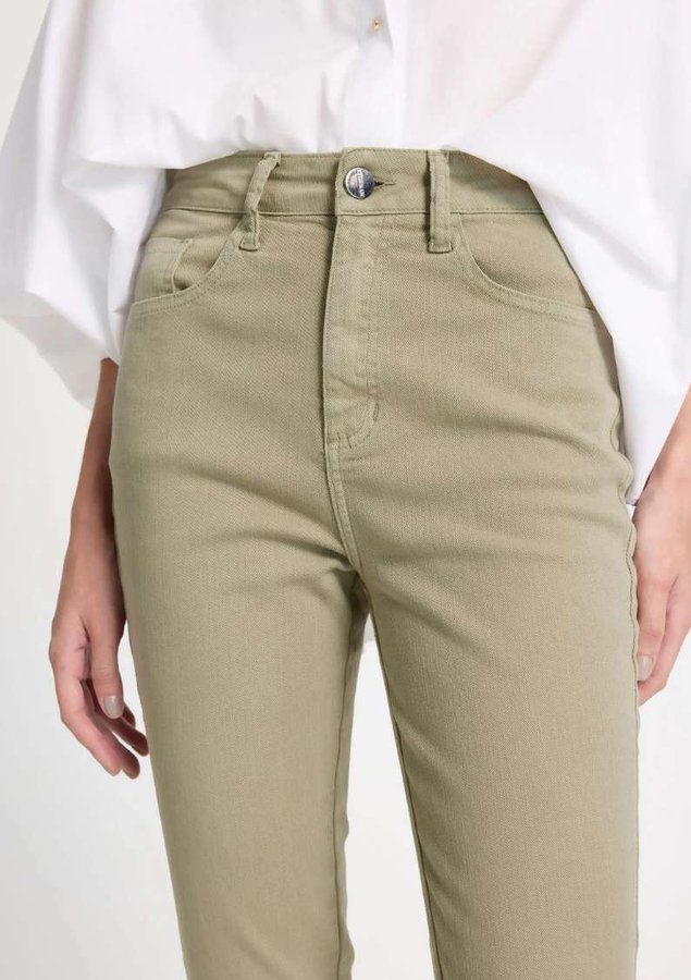 texto do seu paragrafo 2025 10 23t101549 730